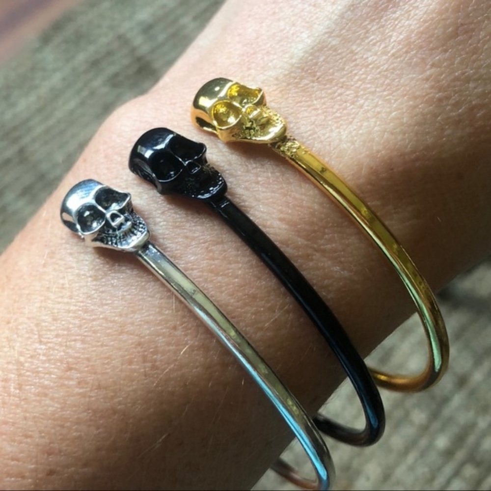 New Dainty Double Skull Black Cuff Bracelet